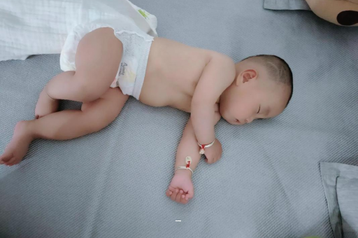 定安孕妇肚脐周围发青